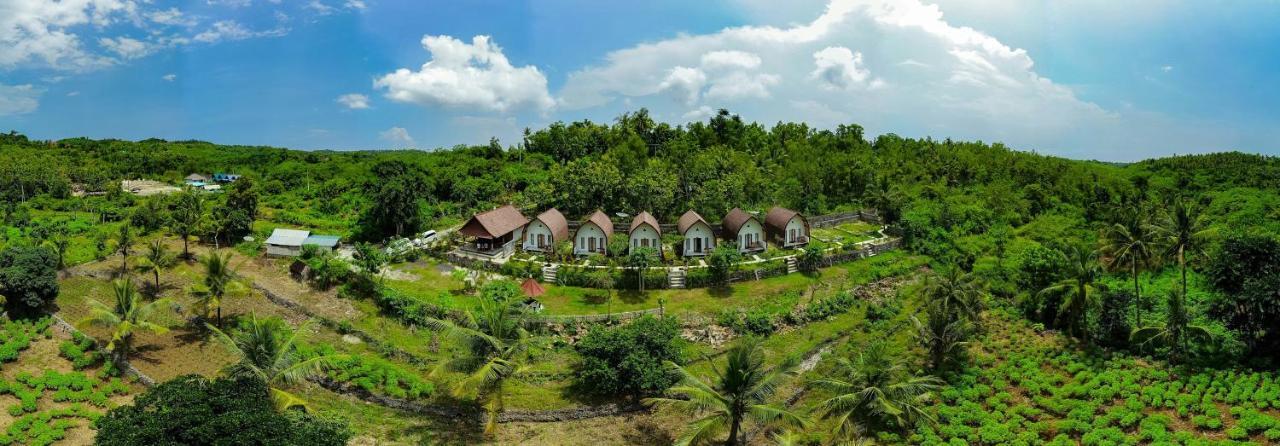 Sebrang Hills Bungalow Toyapakeh Экстерьер фото